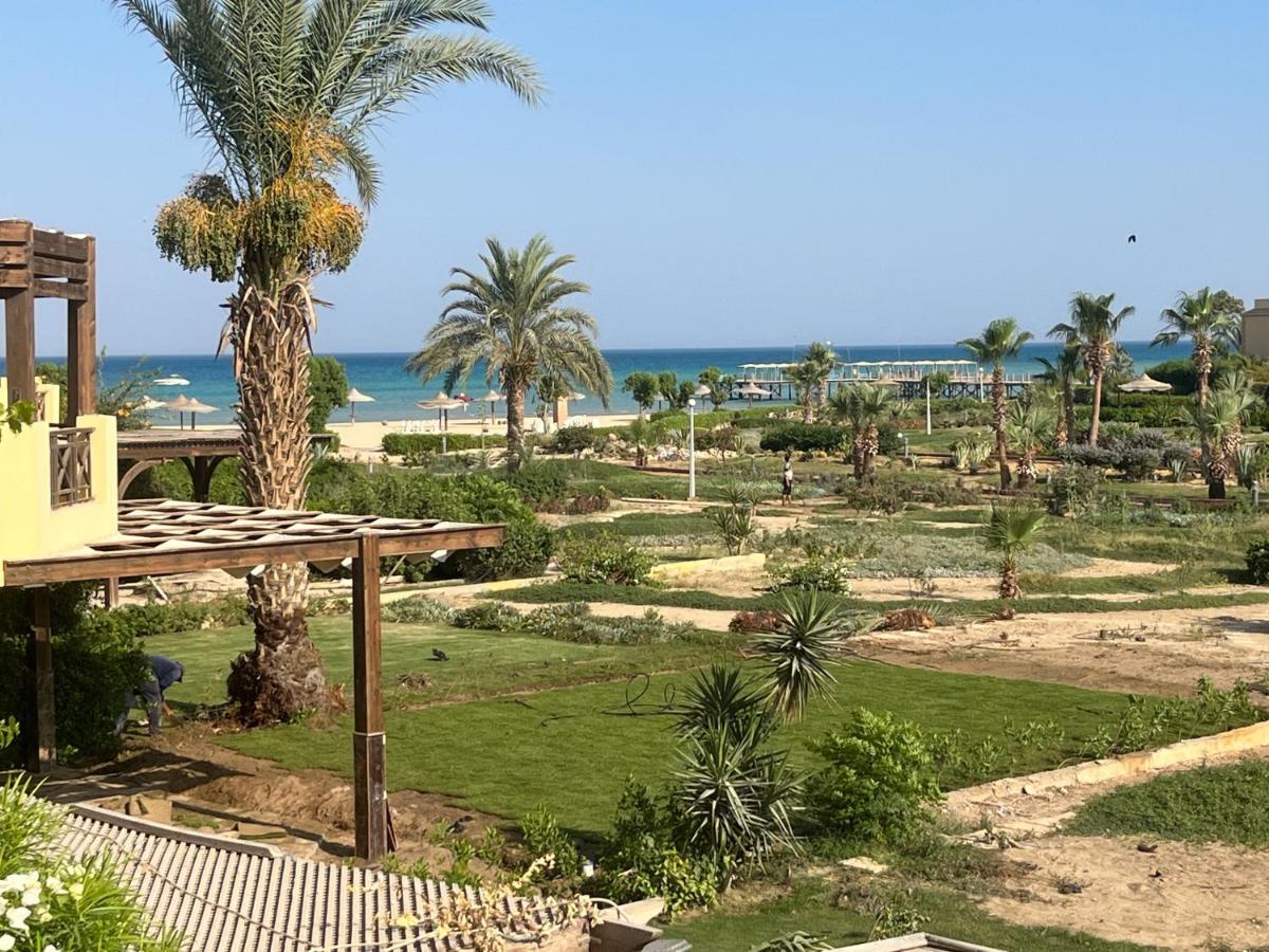 A Sea View Spacious Cheering 5 Bedroom Villa Ain Sokhna "Ain Bay" فيلا كاملة للإيجار قرية العين باي Ain Sukhna Ngoại thất bức ảnh