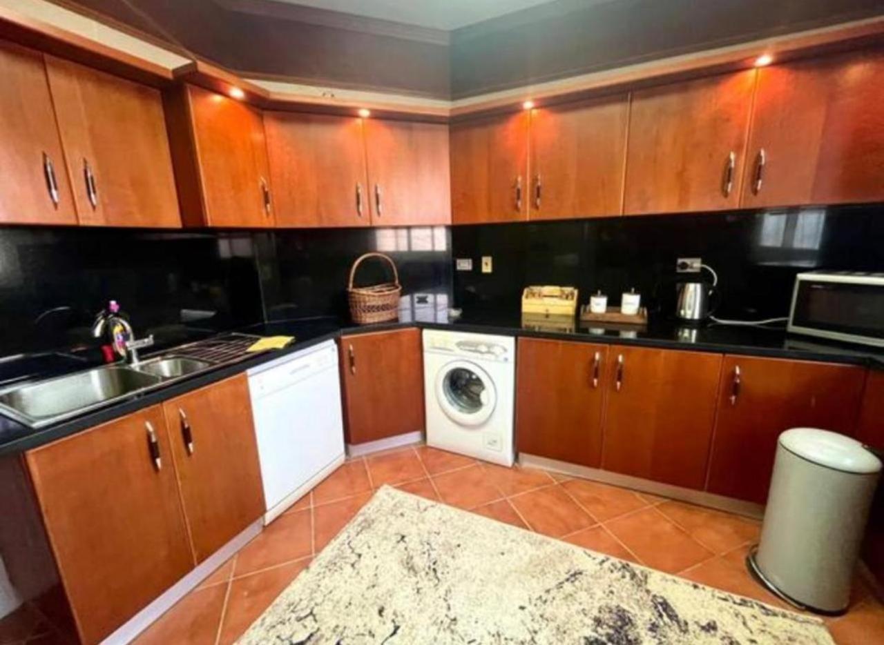 A Sea View Spacious Cheering 5 Bedroom Villa Ain Sokhna "Ain Bay" فيلا كاملة للإيجار قرية العين باي Ain Sukhna Ngoại thất bức ảnh