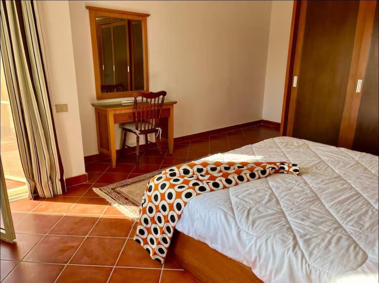 A Sea View Spacious Cheering 5 Bedroom Villa Ain Sokhna "Ain Bay" فيلا كاملة للإيجار قرية العين باي Ain Sukhna Ngoại thất bức ảnh